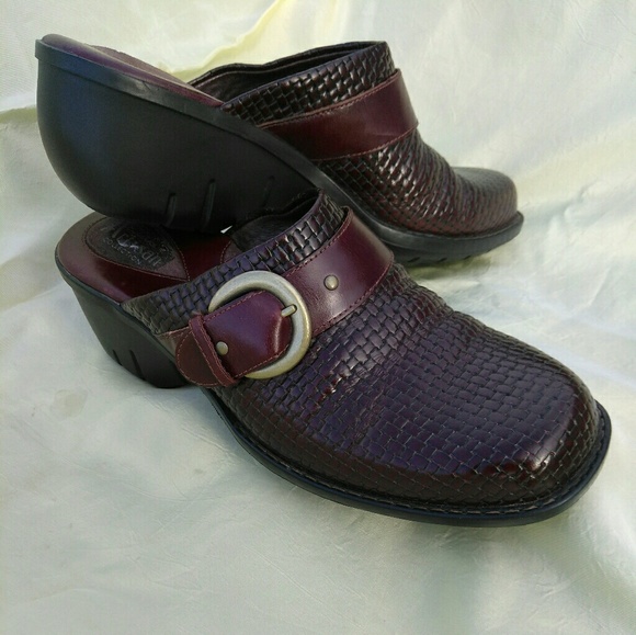 Clarks Artisan Leather Brown Wedge Slip-On Loafers - Picture 1 of 4